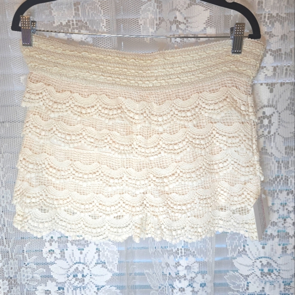 Giddy Up Glamour Boutique, Crochet Shorts, Elastic Waist, Womens Small, NWT